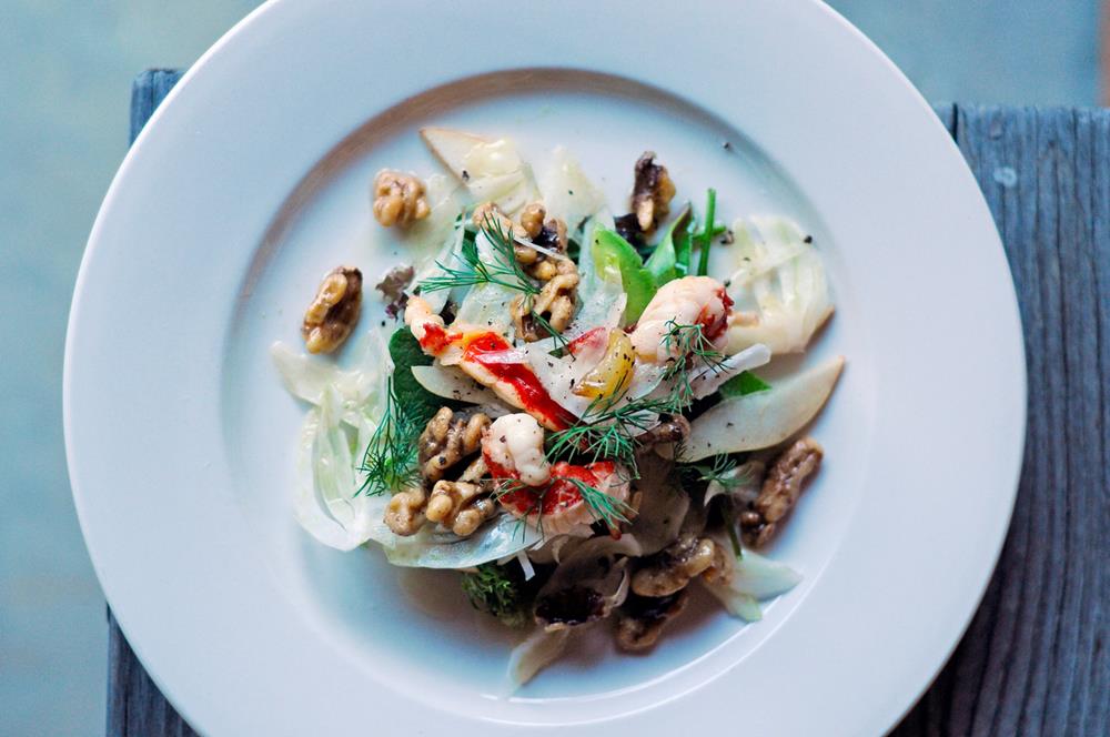Walnut, pear and crayfish marron salad